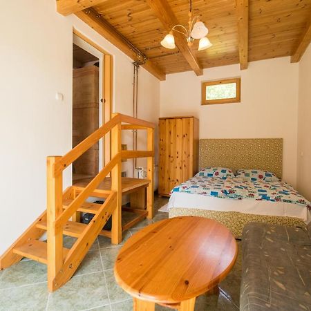 Apartamento Ancsa Vendégház Visegrád Exterior foto