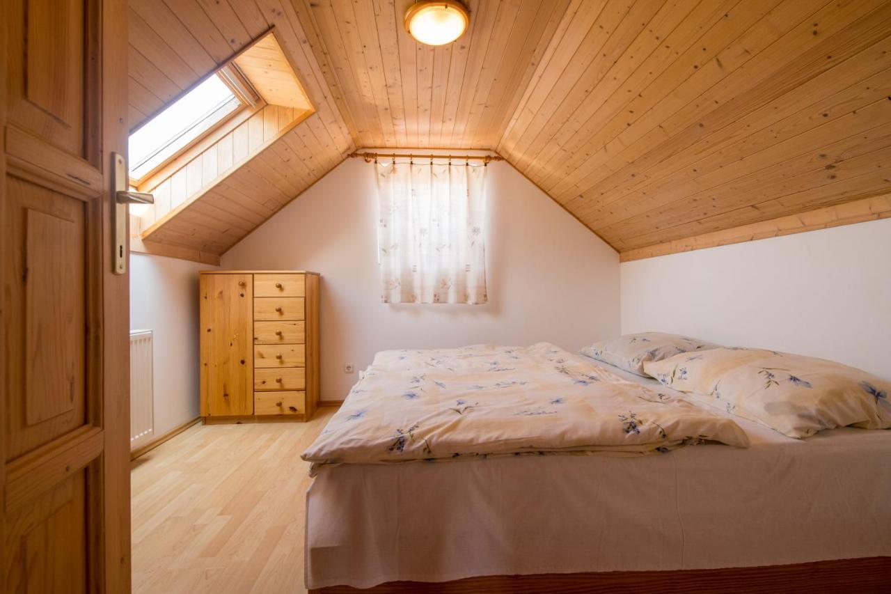 Apartamento Ancsa Vendégház Visegrád Exterior foto